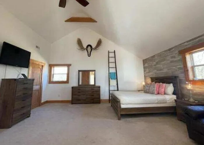Woodland Chalet